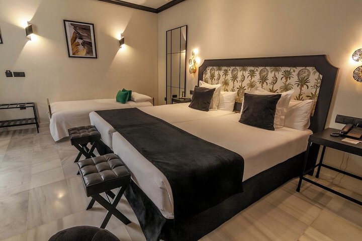 Room 42 of 82