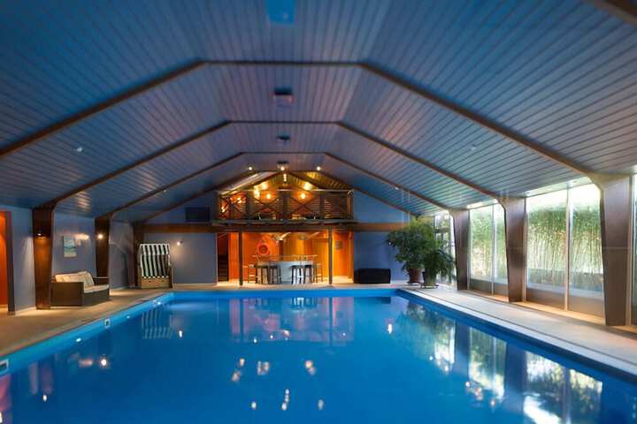 Hotel with Pool