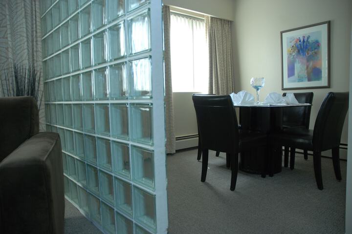 Room 34 of 82