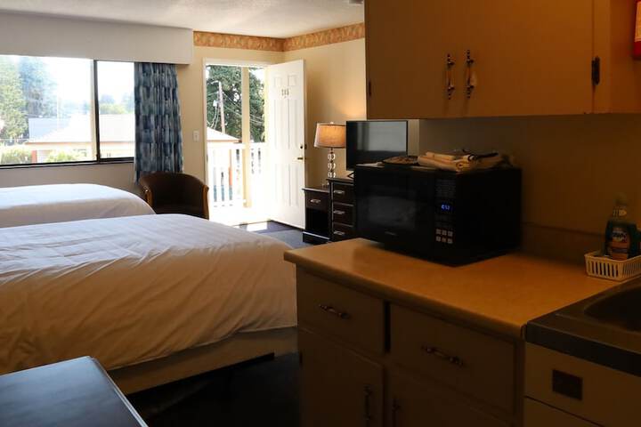 Room 16 of 34