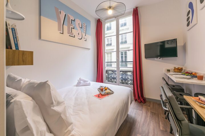 Room 50 of 185