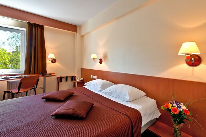 Children's theme room