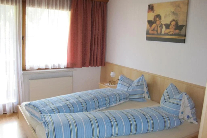 Room 3 of 14
