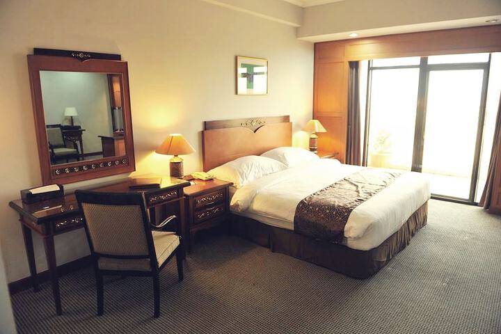 Room 9 of 58