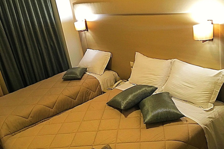 Room 31 of 50
