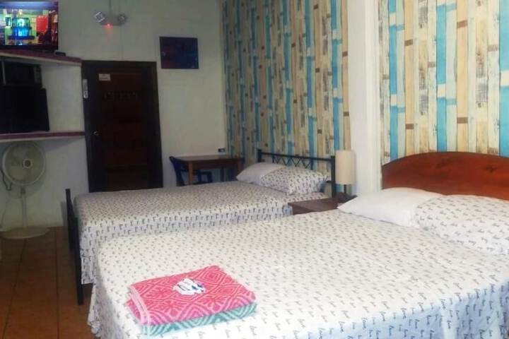 Room 4 of 41