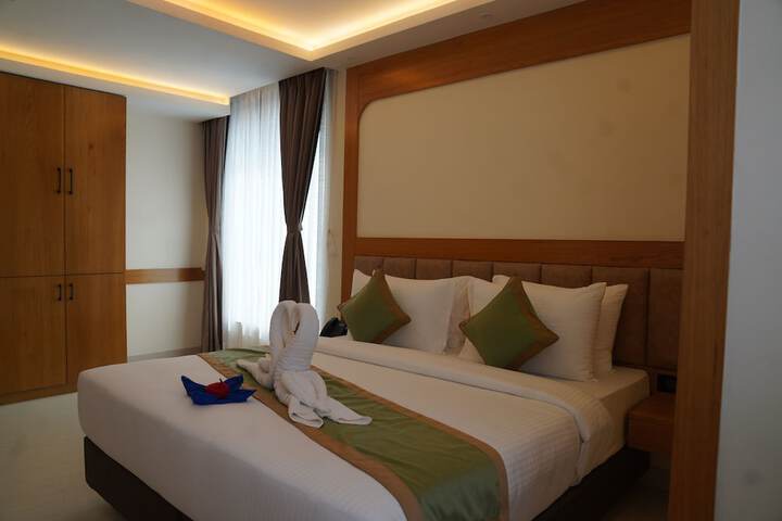 Room 13 of 24