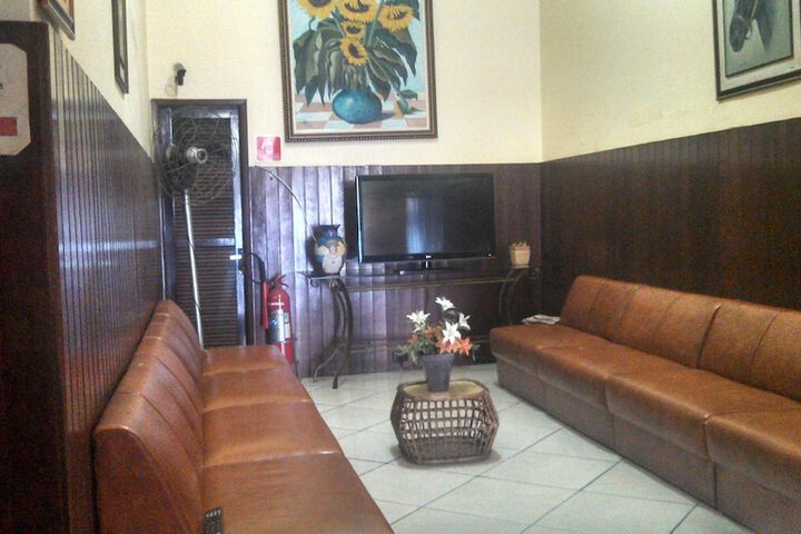 Room 11 of 23
