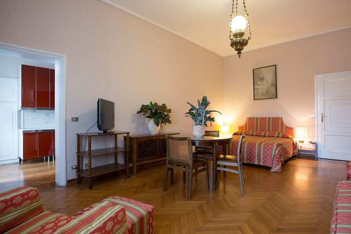 Room 35 of 44