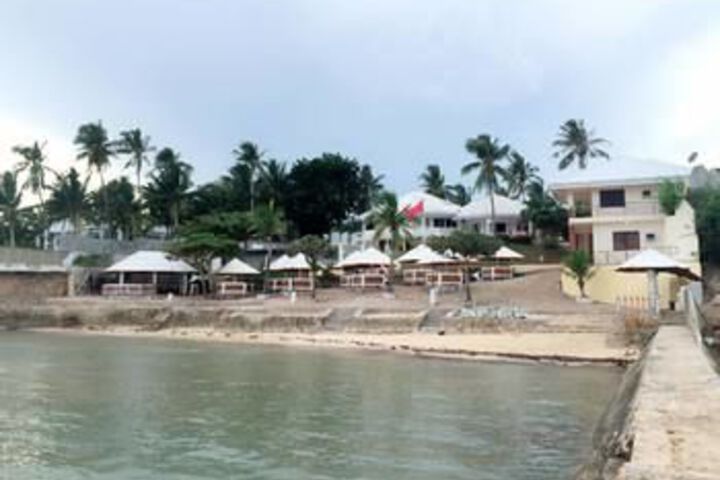 Beach 5 of 36