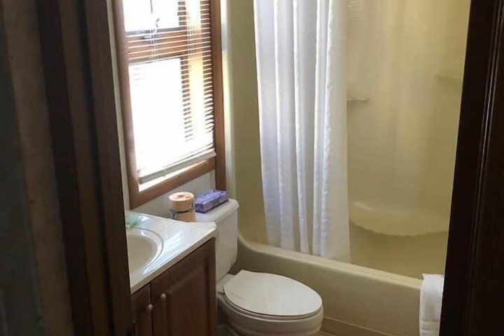 Room 15 of 22
