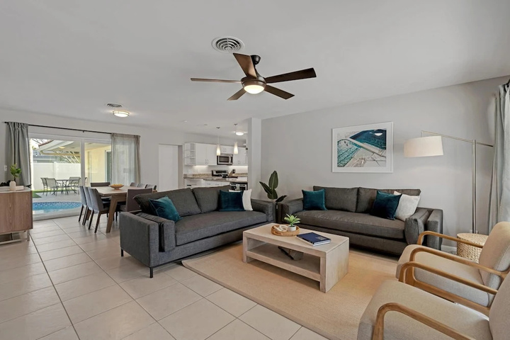 Photo of Kasa Palm Grove 4BD 3BA With Backyard Pool