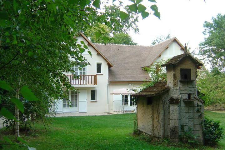 Domaine De Chantemerles