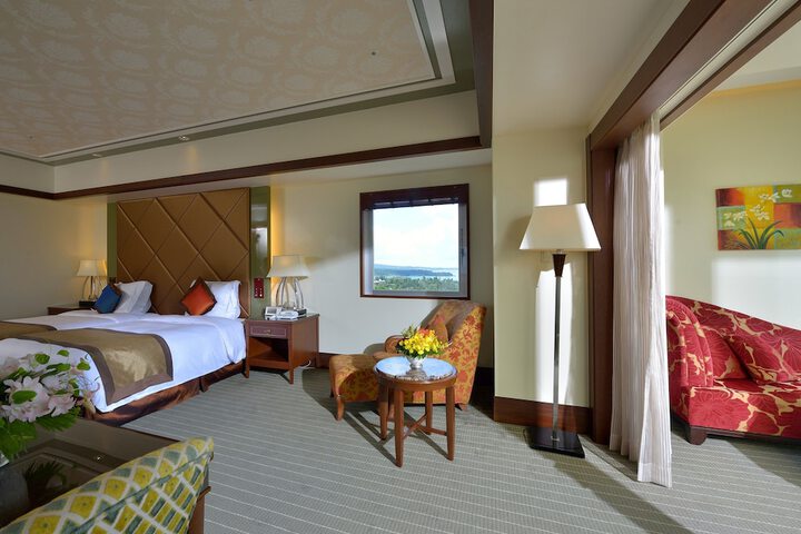 Room 6 of 88