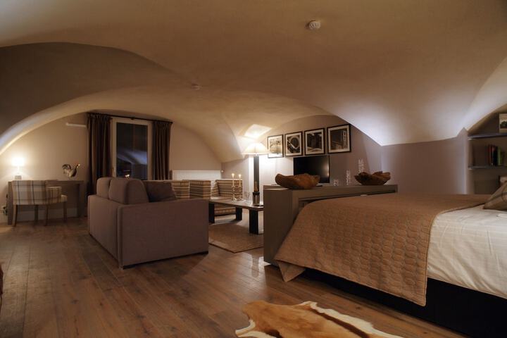 Room 29 of 81