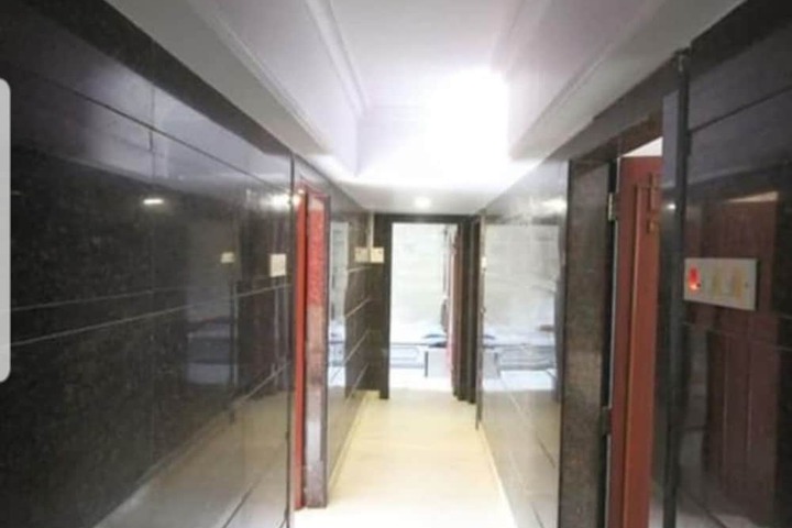 Ballroom/Hall 10 of 12