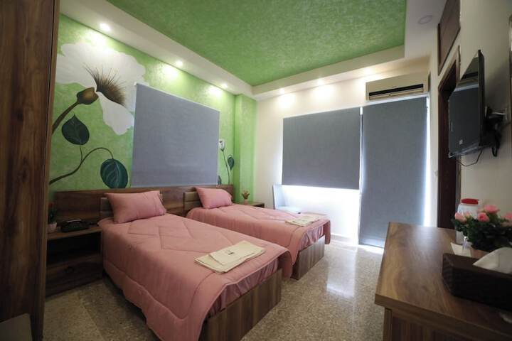 Room 2 of 9