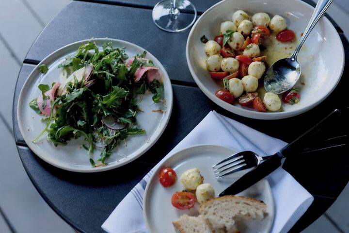 Dining 64 of 87