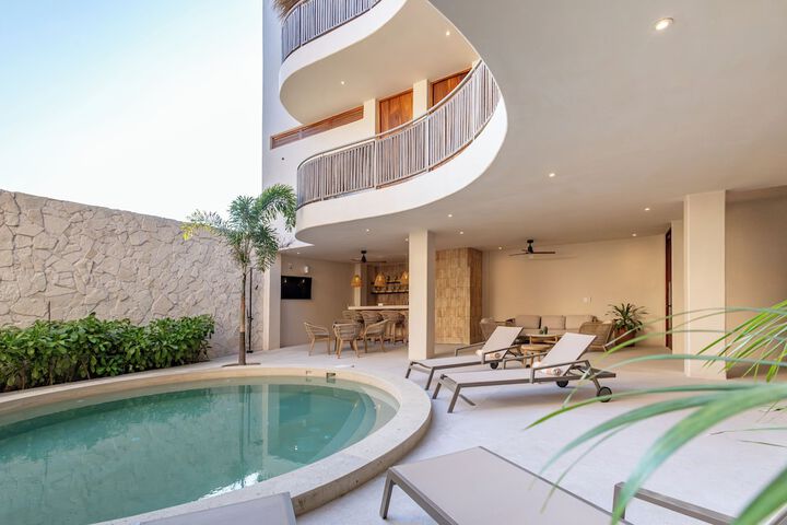 Pool 55 of 70