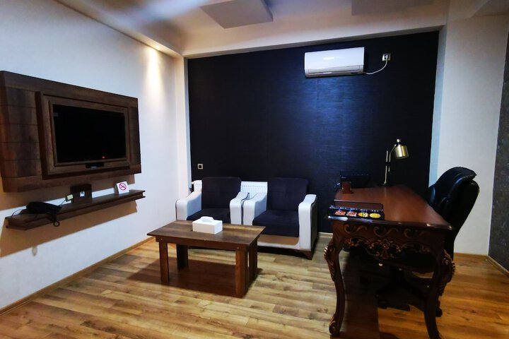 Room 42 of 64