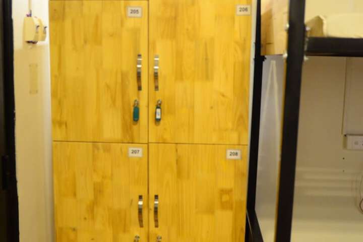 Room 3 of 28