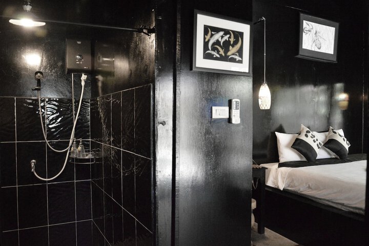Room 41 of 86