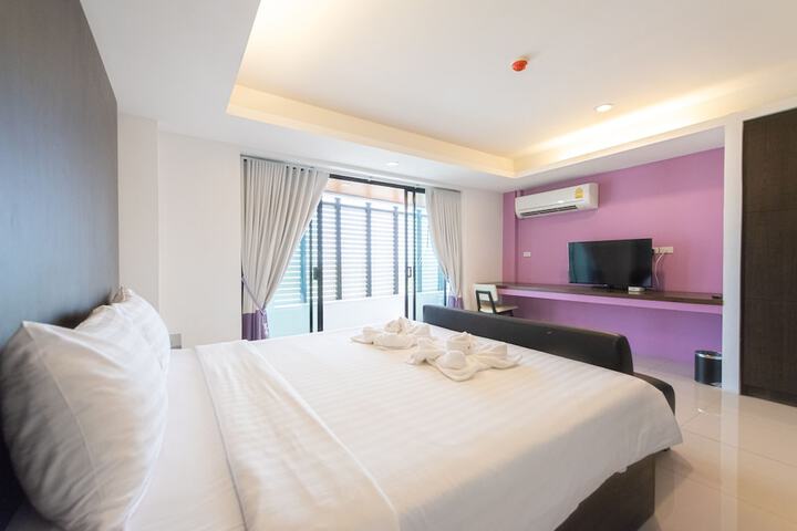 Room 47 of 146