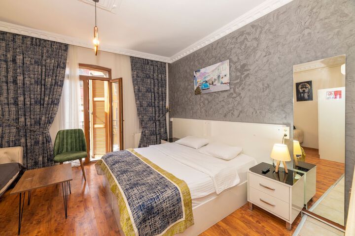 Room 103 of 138