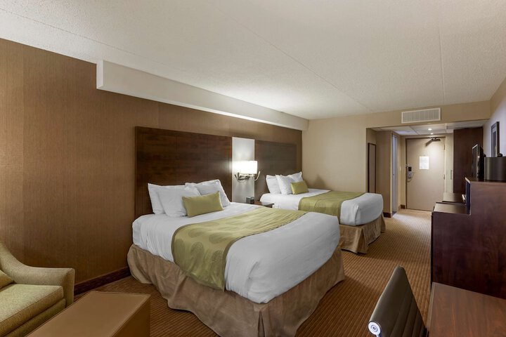 Room 5 of 44