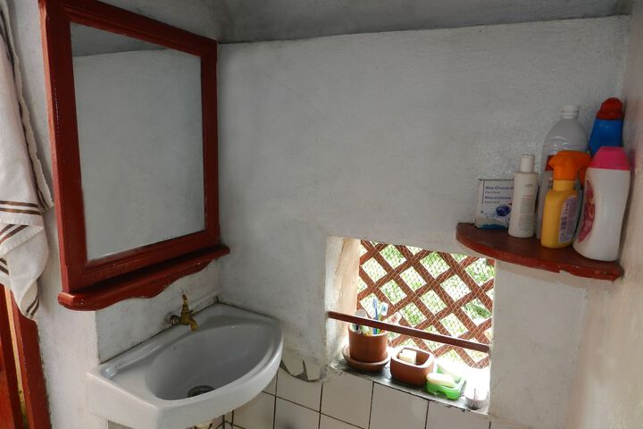 Room 17 of 23