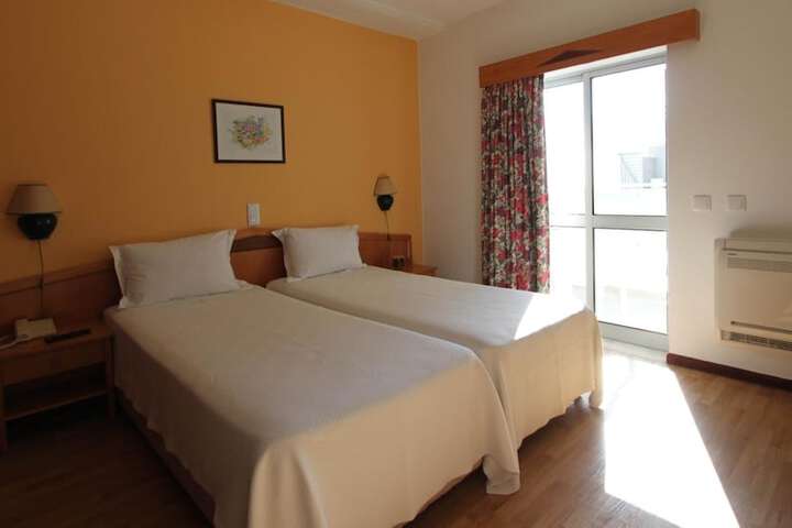 Room 14 of 51