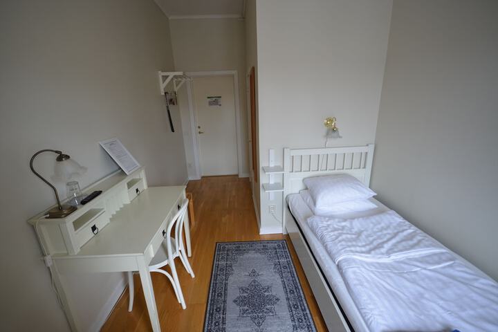 Room 36 of 57