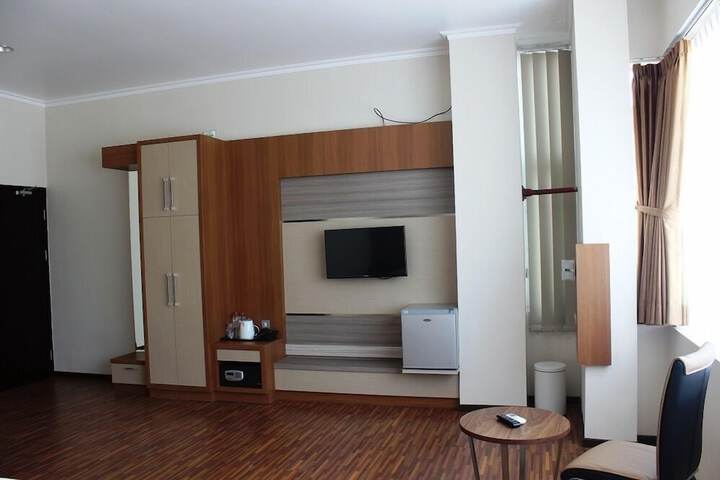 Room 14 of 43
