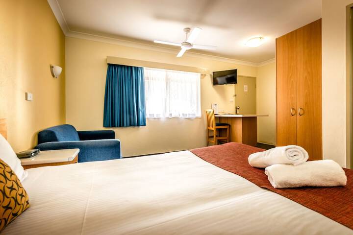 Room 16 of 56