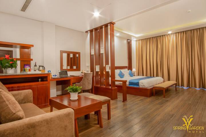 Room 15 of 30