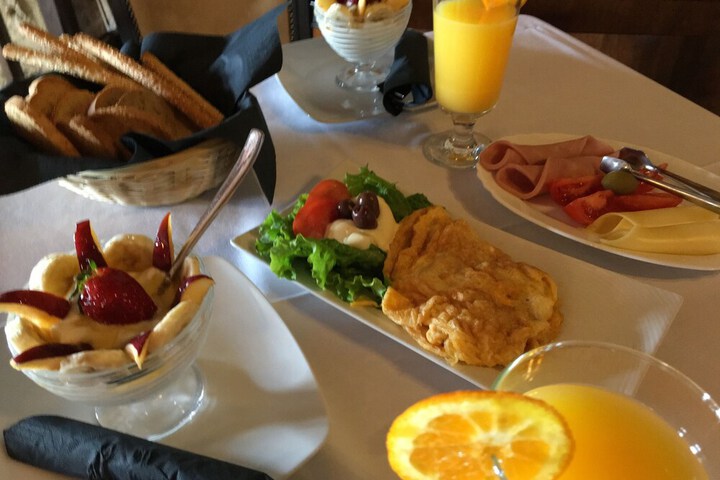 Breakfast/Coffee Service 38 of 74