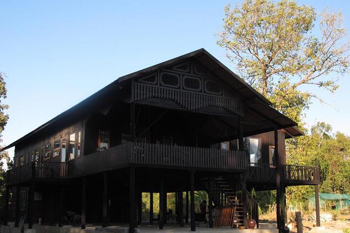 A Little Eco Lodge