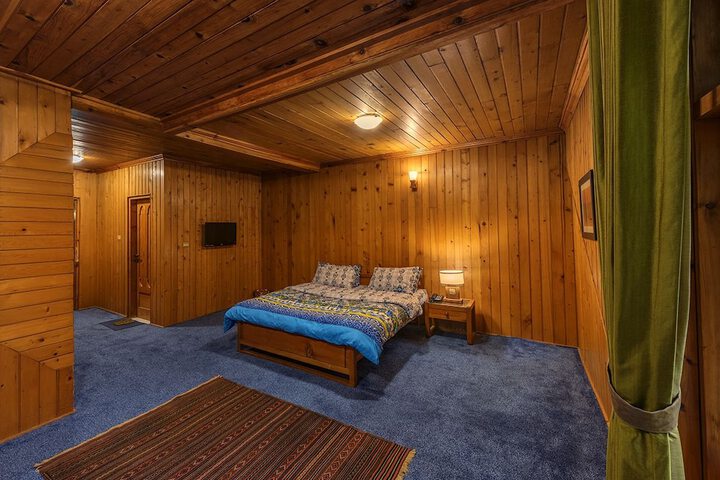 Room 2 of 55