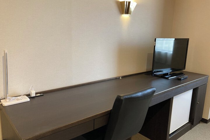 Room 12 of 31