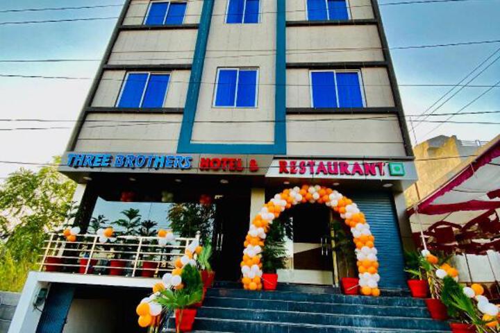 Three Brothers Hotel and Restaurant
