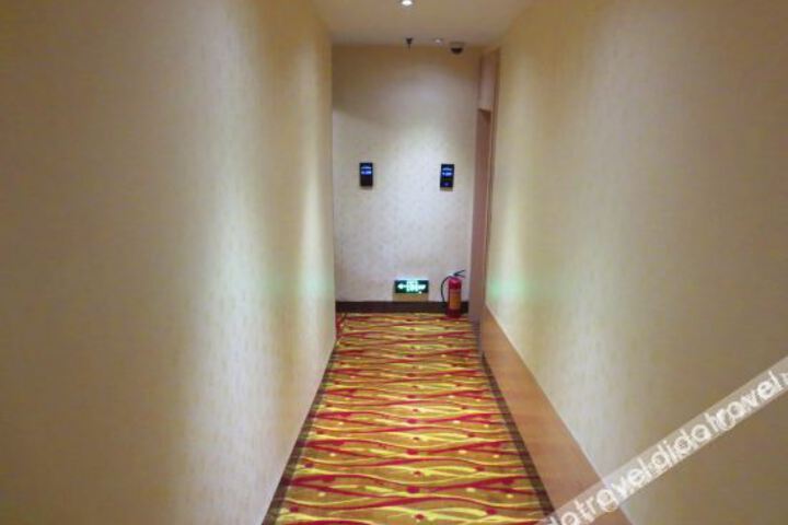 Hotel Interior 20 of 34