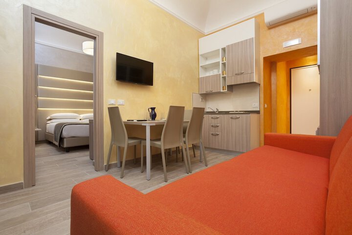 Room 62 of 111
