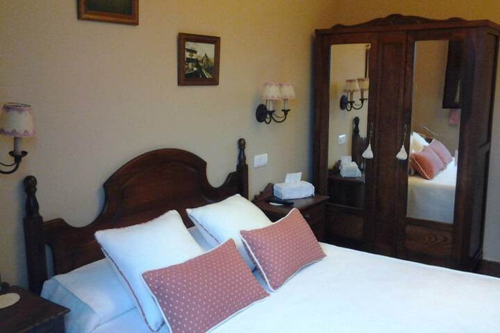 Room 3 of 50