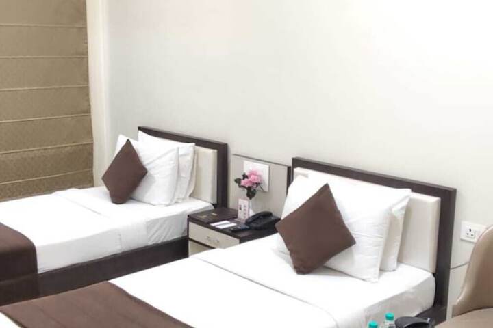 Room 25 of 67
