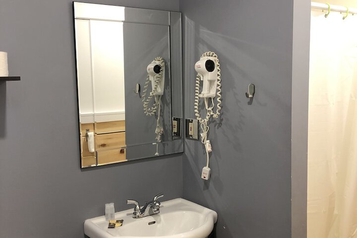 Room 67 of 73