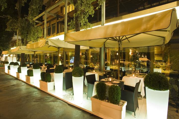 Terrace/Patio 33 of 34