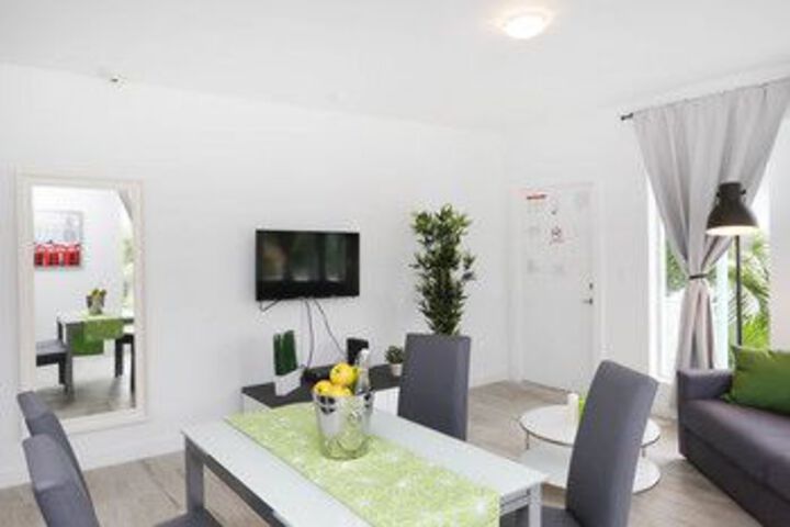 Room 184 of 245