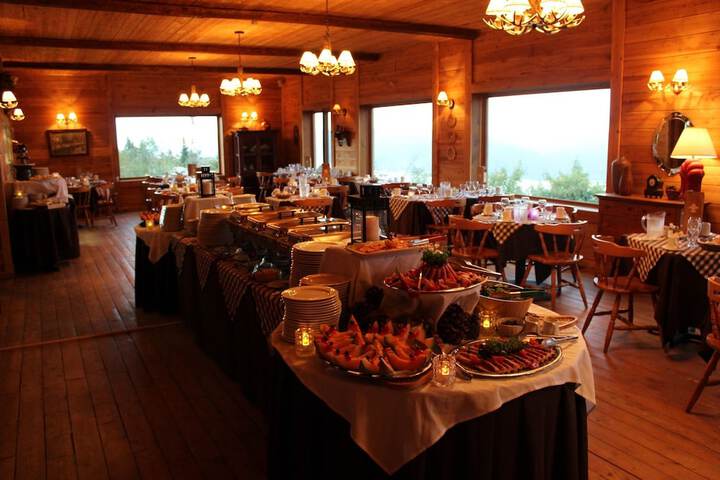 Breakfast/Coffee Service 38 of 67