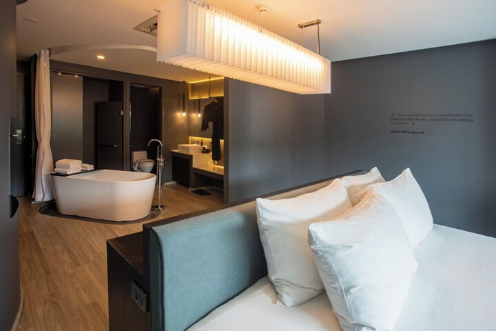 Room 30 of 54