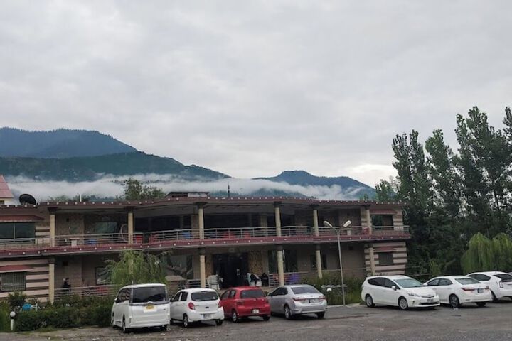 Hotel 7 of 10